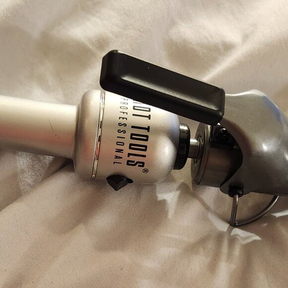 Hot Tools Diamond Platinum Nanoceramic Curling Iron -1-1/4" HTP06 New - Picture 2 of 5